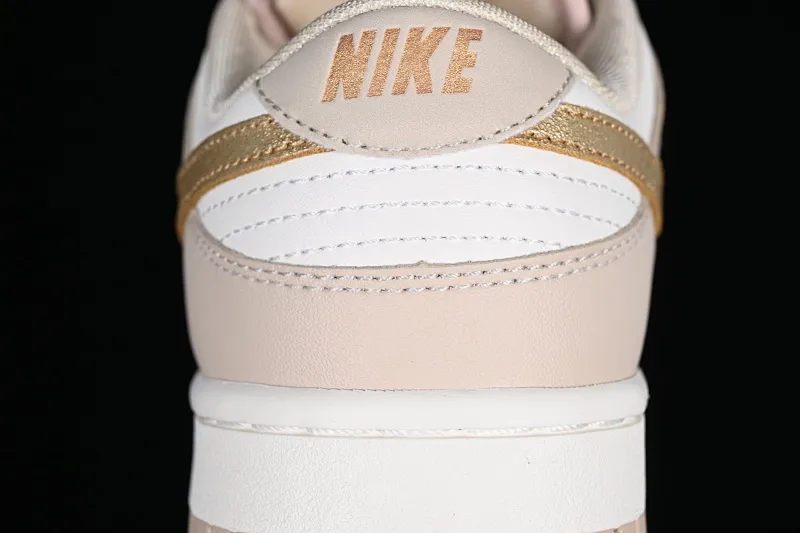 All categories Nk SB Dunk series Nk SB Dunk Low low-top sneakers F version Nk Dunk Low beige gold hook SB low-top sports and leisure sneakers DX5930-001